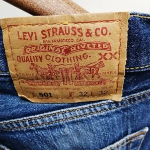 ◆リーバイス501　2003年製　フィリピン製　コーンミルズデニム　32インチ