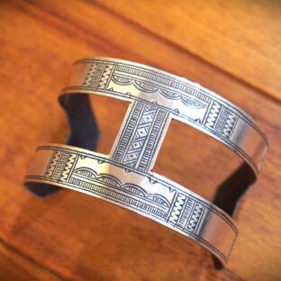 ◆トゥアレグ（Tuareg）　H型バングル　エルメス　USED　シルバー925