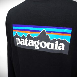 ◆Patagonia　ロンT　未使用品　レスポンビルTシャツ　サイズM　ブラック